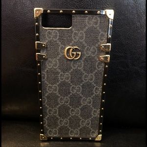 💥SOLD💥iPhone case